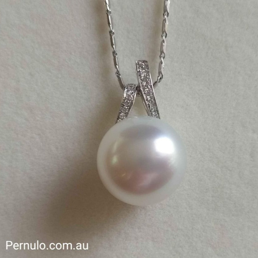 'Grace' pendant 18k white gold diamond genuine south sea white pearl 12.7mm