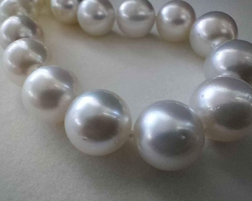 11.9-14.3mm Genuine south sea white pearls classic necklace