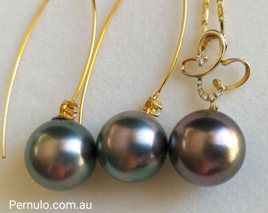 'The purple peacock' pendant 18k gold genuine Tahitian south sea pearl 11.9mm AAA