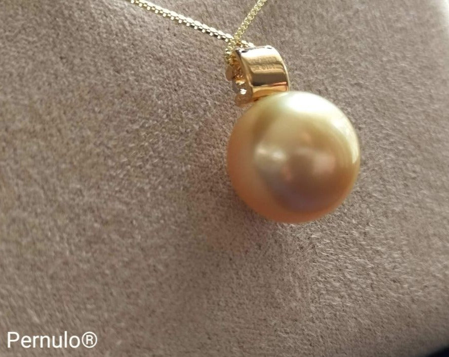 Classic 18k gold diamond pendant genuine golden south sea pearl 12.1mm AAA+