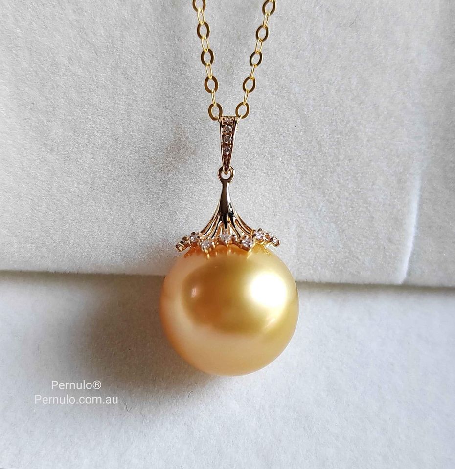 'Fireworks' 18k gold diamond pendant genuine golden south sea pearl 13mm AAA+