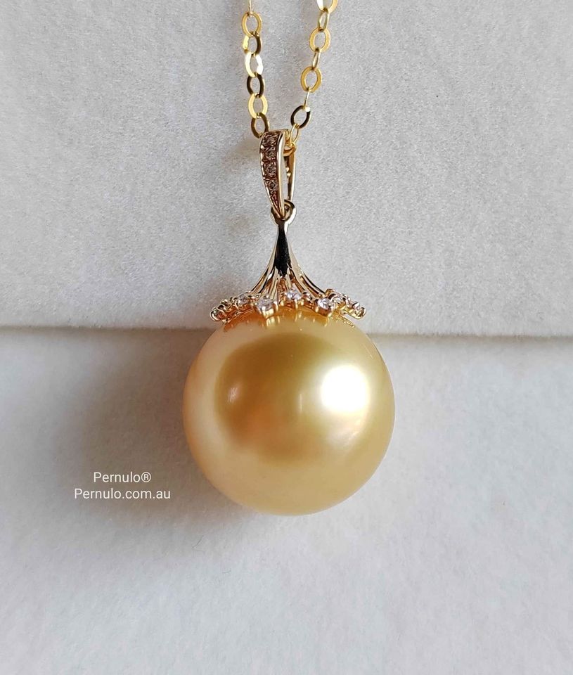 'Fireworks' 18k gold diamond pendant genuine golden south sea pearl 13mm AAA+