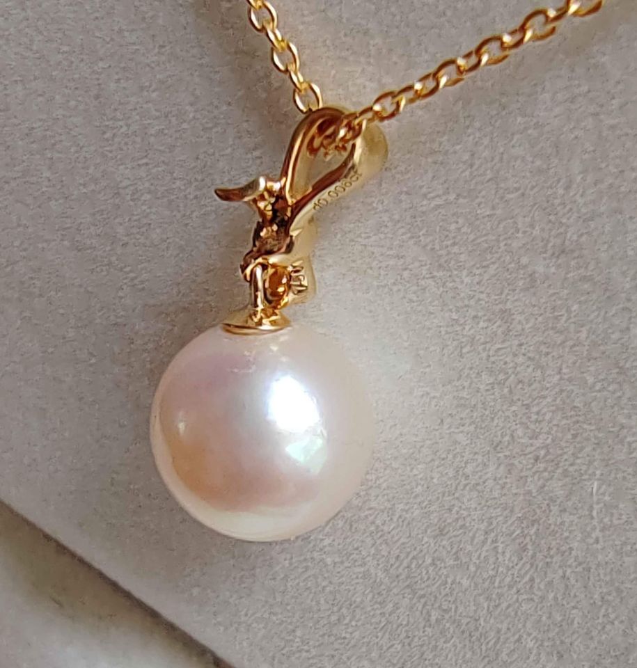 10mm Genuine Japanese akoya pearl classic 18k gold diamond pendant