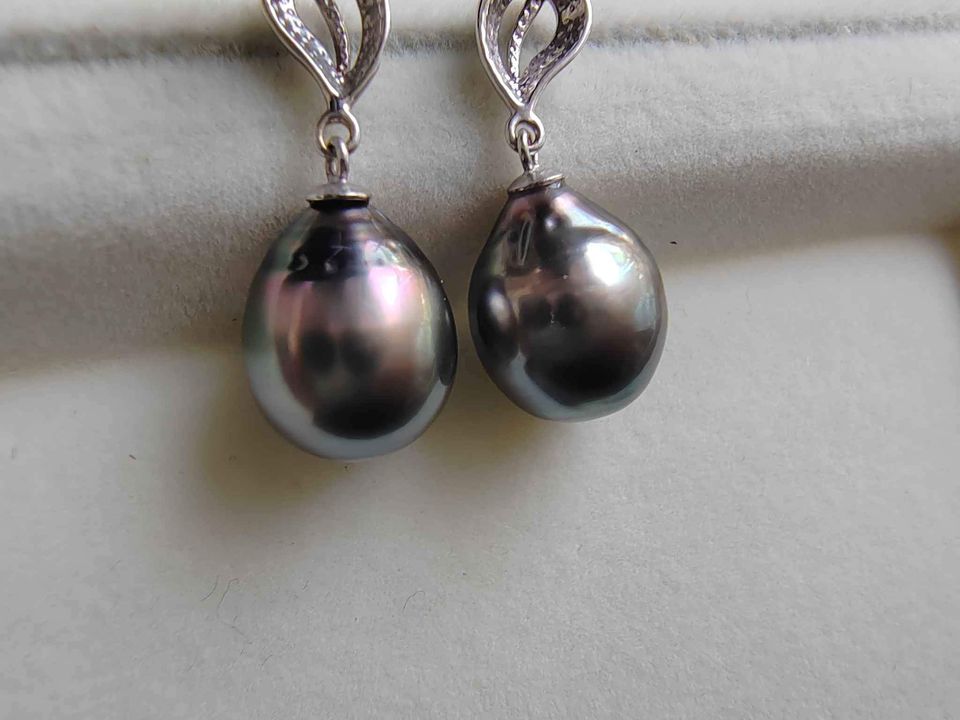 9. 9mm Genuine tahitian south sea pearls classic earrings 10k white gold