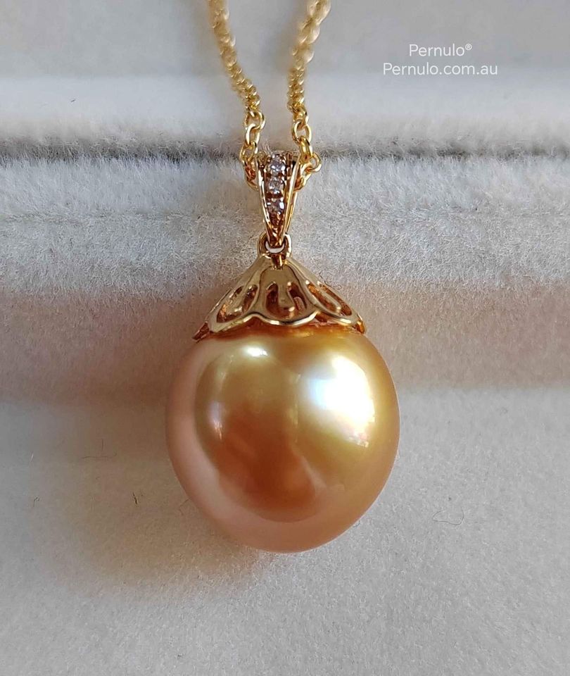 12.3mm Genuine golden south sea pearl elegant 18k gold diamond pendant