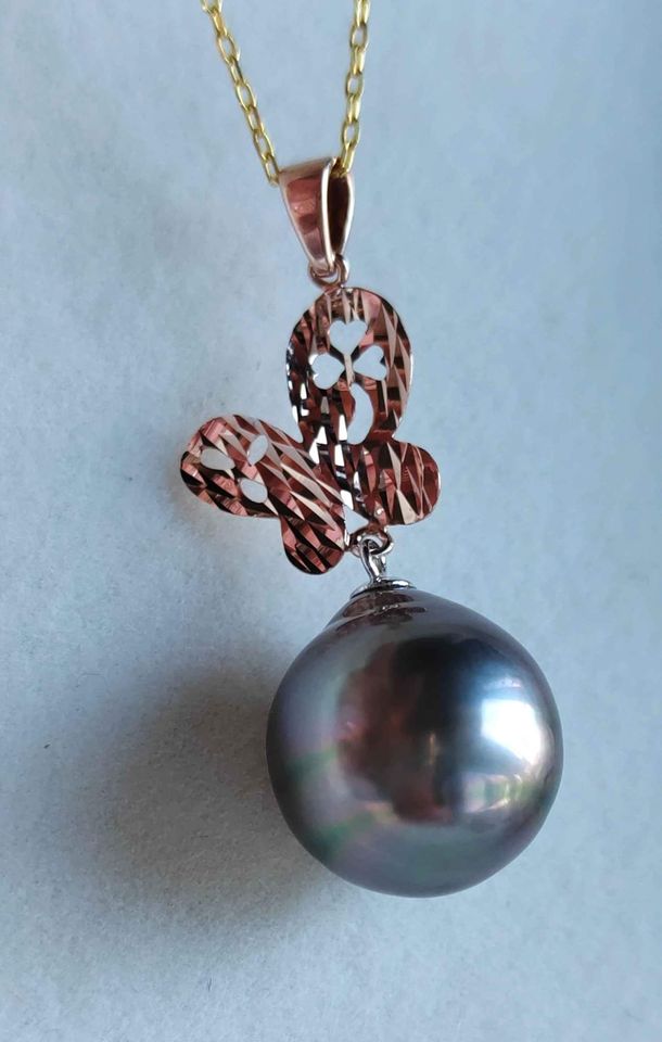 'Farfalla' Pendant genuine tahitian south sea pearl 13mm rose gold