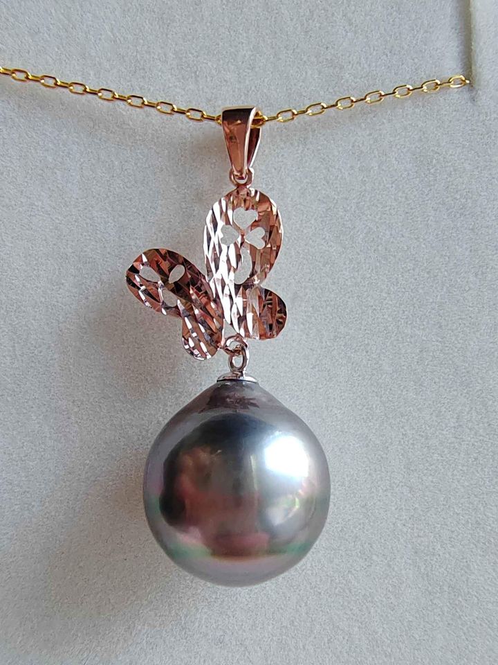 'Farfalla' Pendant genuine tahitian south sea pearl 13mm rose gold