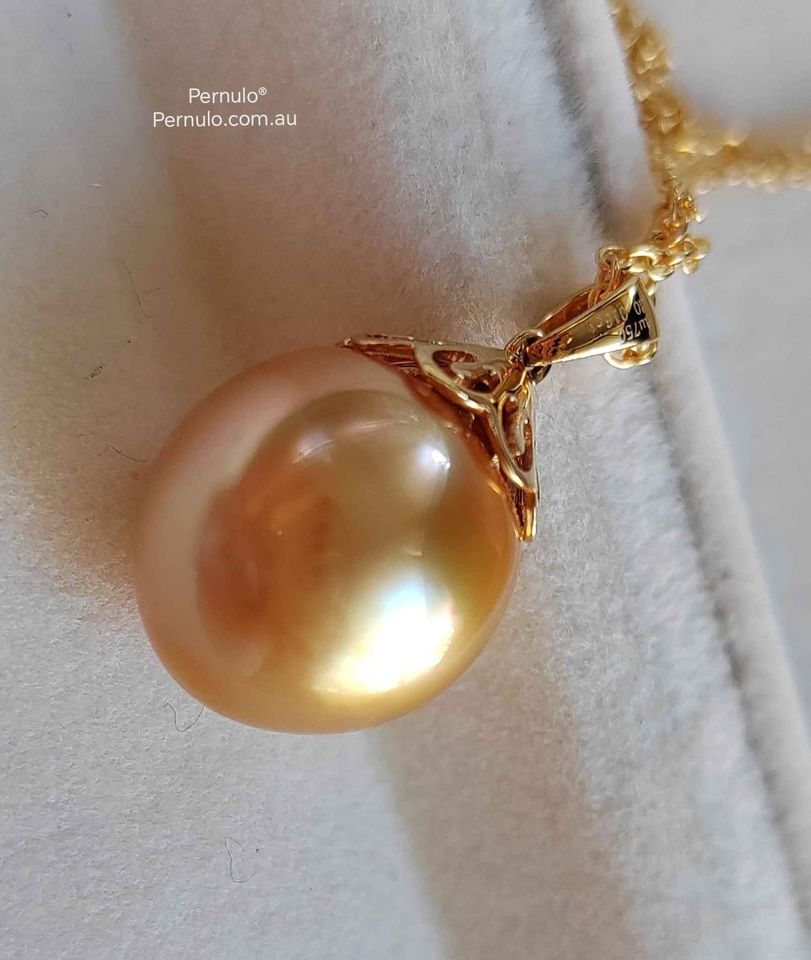 12.3mm Genuine golden south sea pearl elegant 18k gold diamond pendant