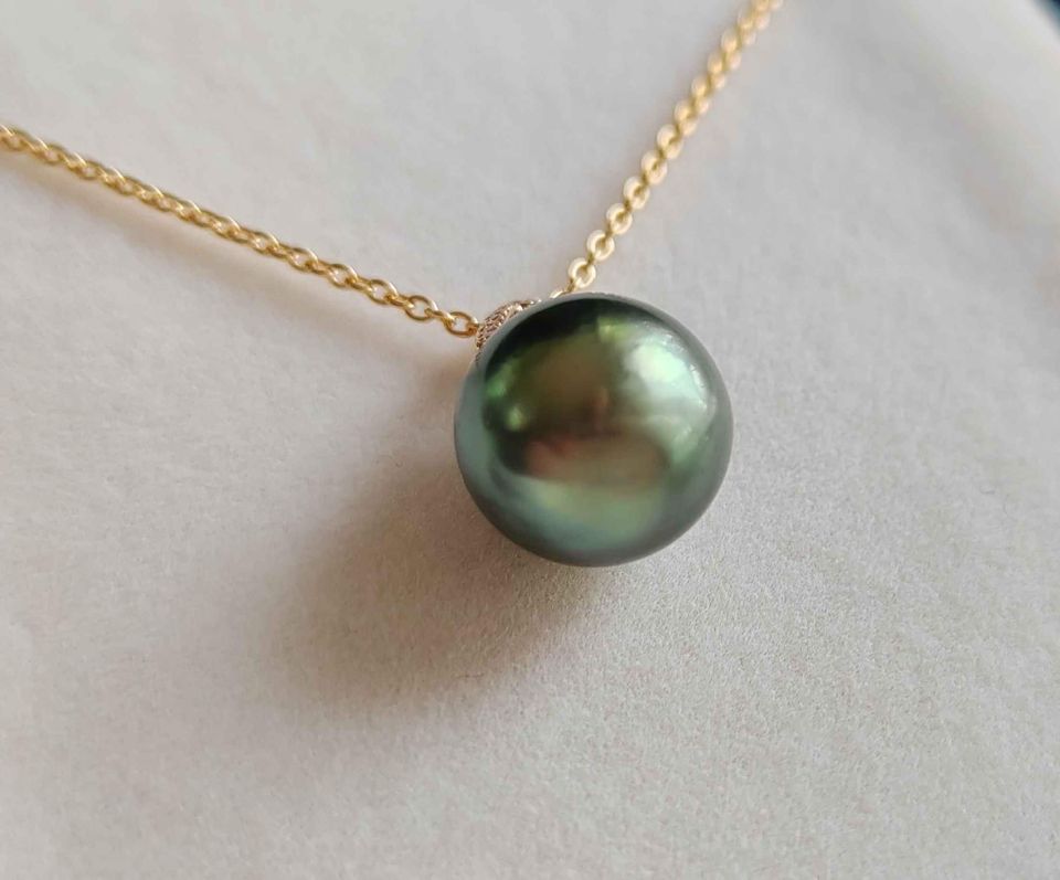 'Pistachio' 18k gold pendant genuine tahitian south sea pearl 11.1mm