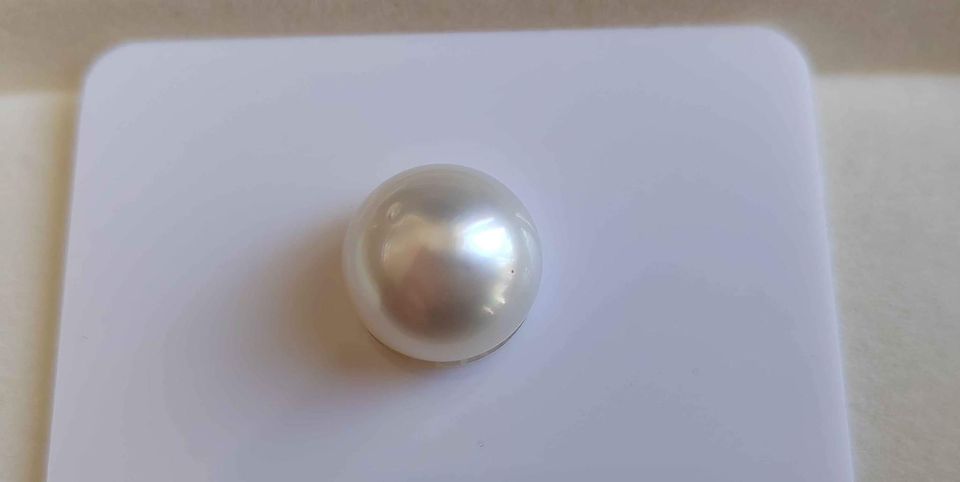 12.4mm Genuine south sea white pearl button loose pearl