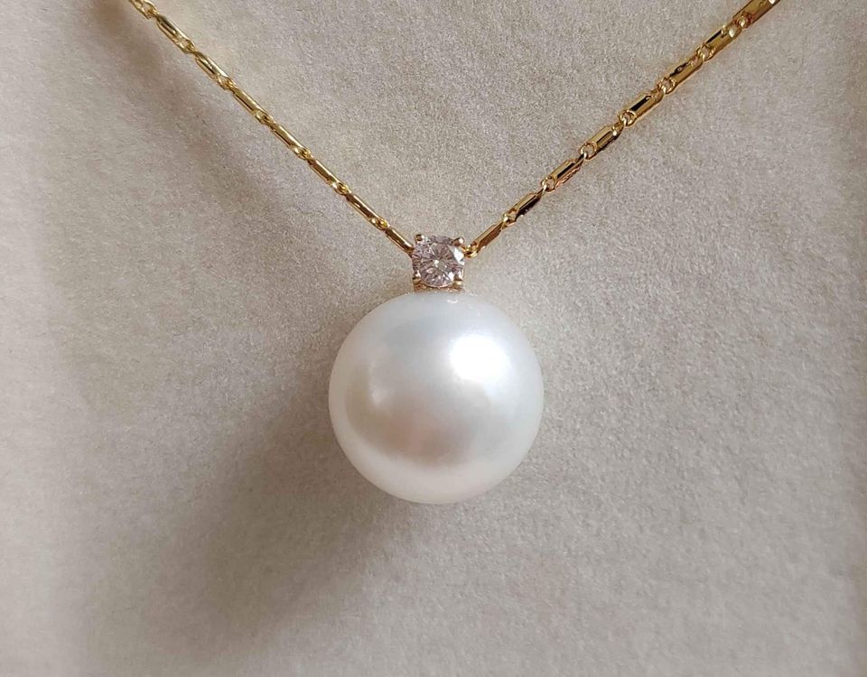 12.4mm Genuine south sea white pearl round classic 14k gold pendant