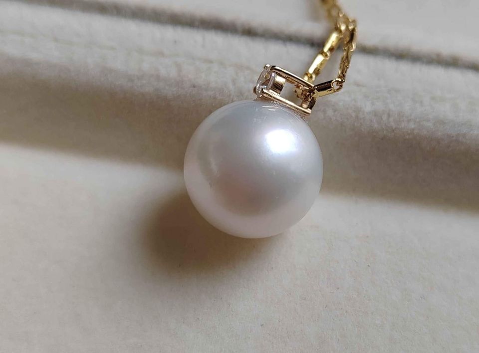 12.4mm Genuine south sea white pearl round classic 14k gold pendant