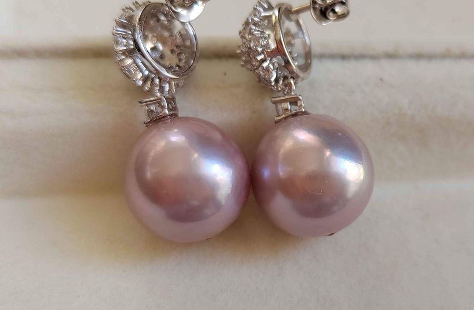 'Snowflakes' earrings genuine freshwater pearls 12.4mm