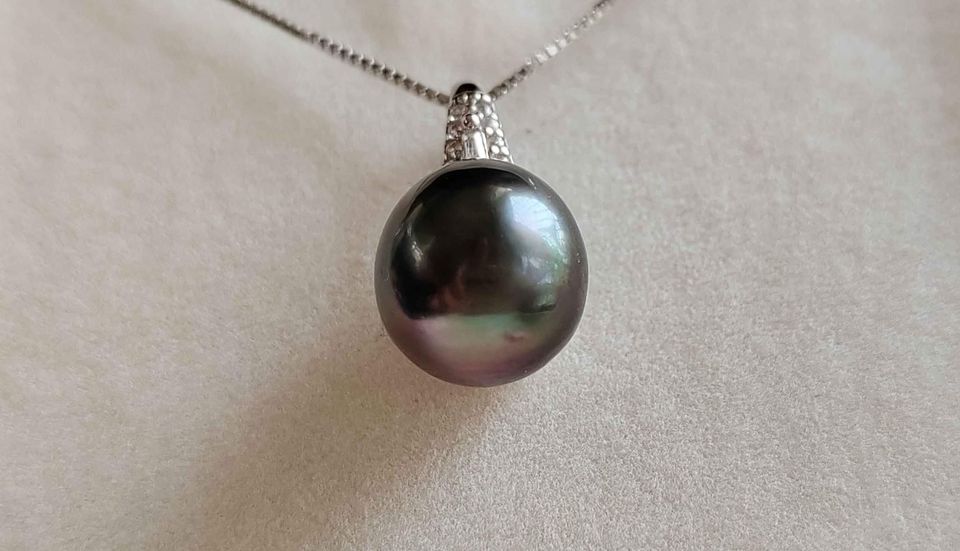 Free shipment 10.1mm Genuine tahitian south sea pearl classic necklace