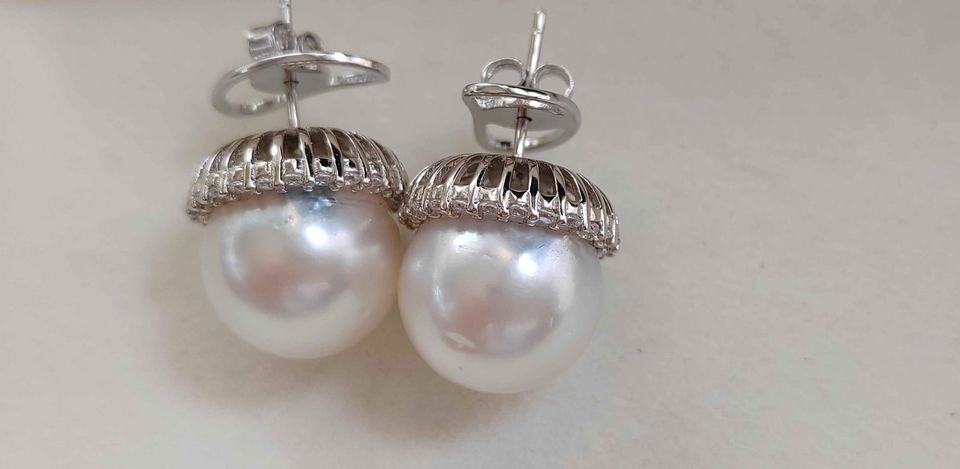 13.1mm Genuine Broome White South Sea Round Pearls luxury earrings