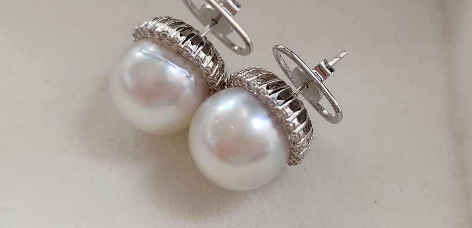 13.1mm Genuine Broome White South Sea Round Pearls luxury earrings