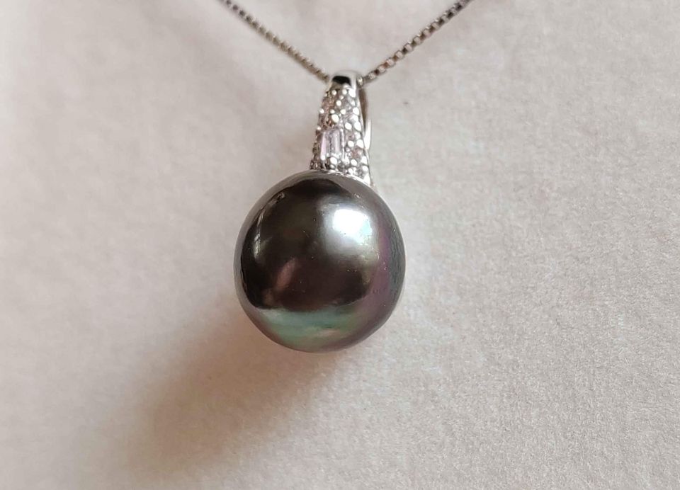 Free shipment 10.1mm Genuine tahitian south sea pearl classic necklace