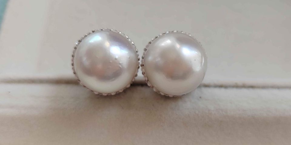 13.1mm Genuine Broome White South Sea Round Pearls luxury earrings