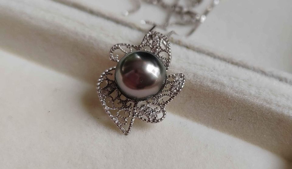 'Silver lacy' necklace genuine tahitian south sea pearl 9.6mm