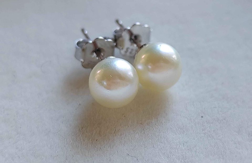 Classic earrings studs genuine akoya round pearls 6.3mm AA+