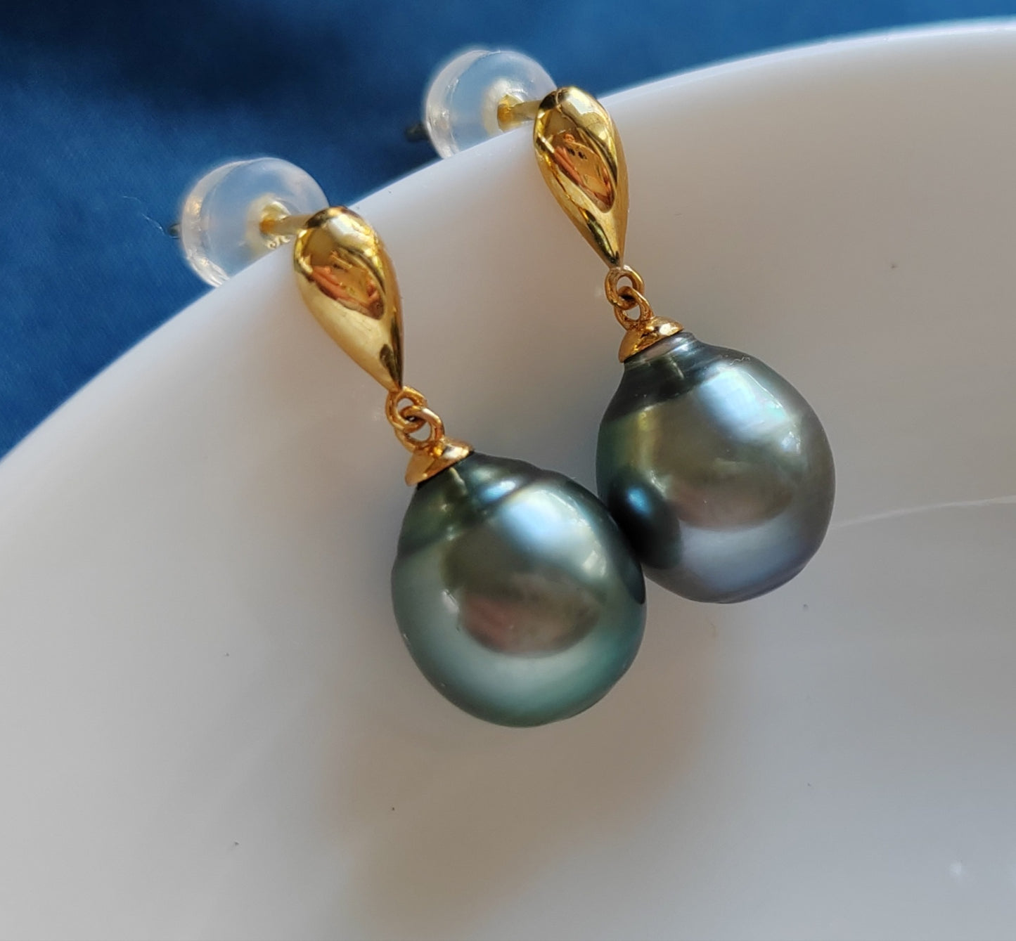 'Lac Bleu' 9k gold earrings genuine tahitian south sea pearls 9.6mm