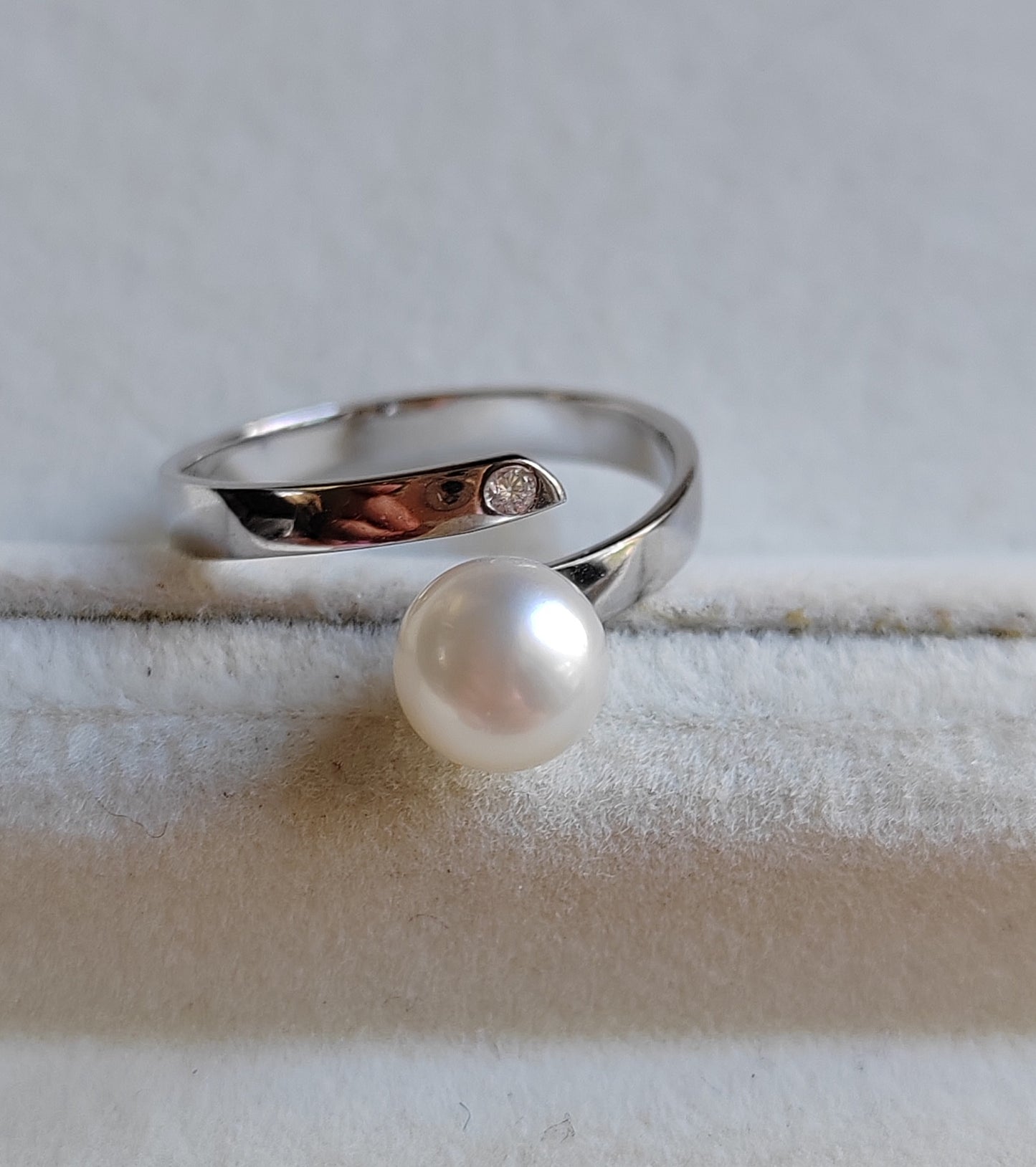 6.8mm Genuine akoya pearl elegant ring