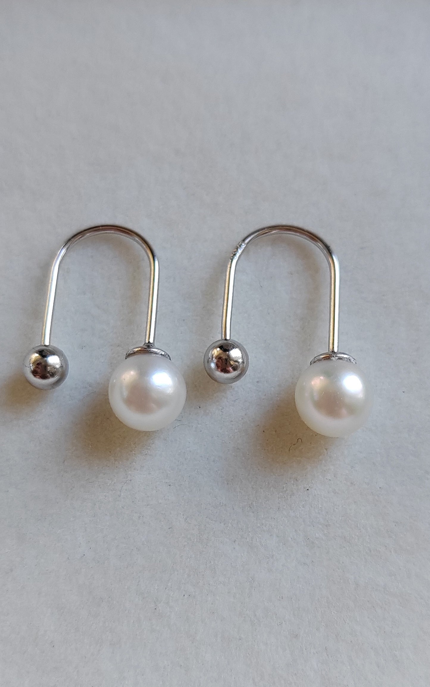 6.7mm Genuine akoya round pearls classic earrings