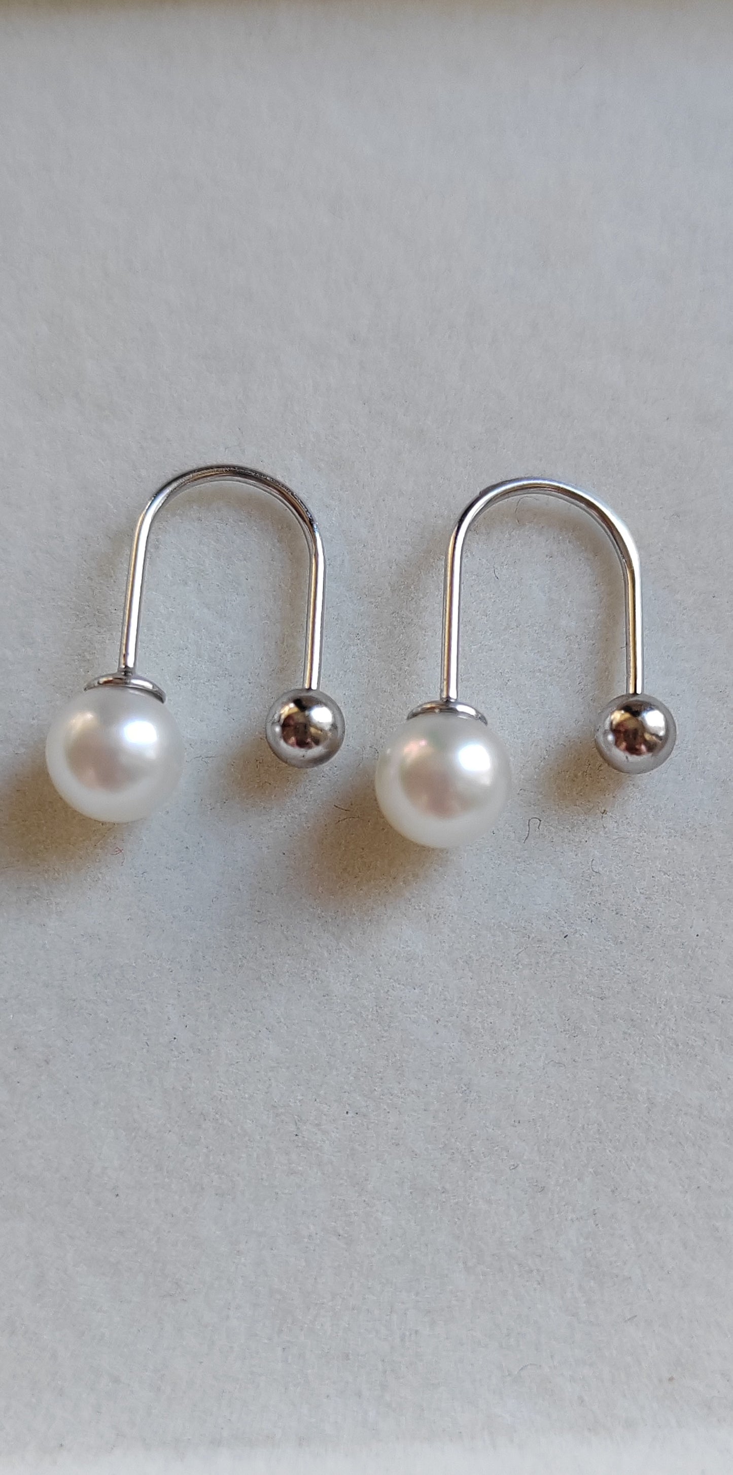 6.7mm Genuine akoya round pearls classic earrings