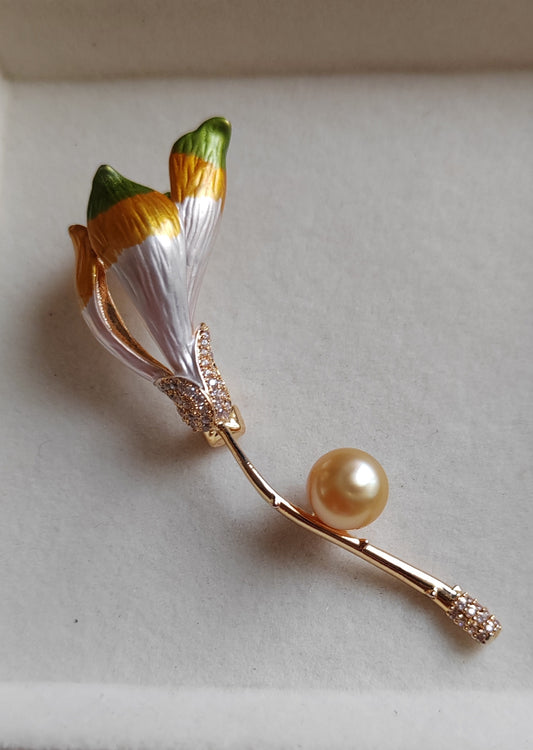 'The Lily' brooch genuine golden south sea pearl 9.3mm