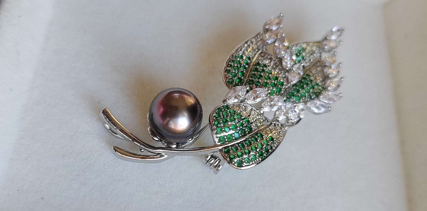 'The early Autumn' brooch genuine tahitian south sea pearl 9.6mm