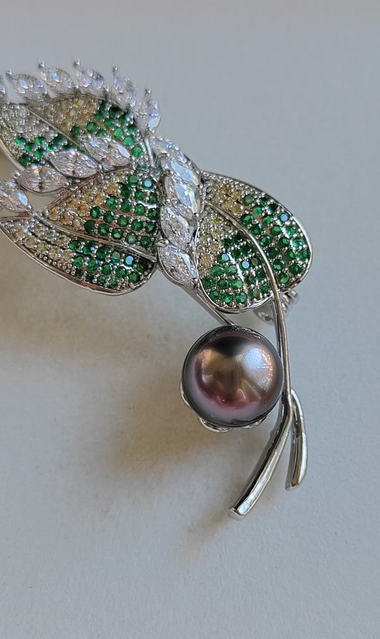 'The early Autumn' brooch genuine tahitian south sea pearl 9.6mm