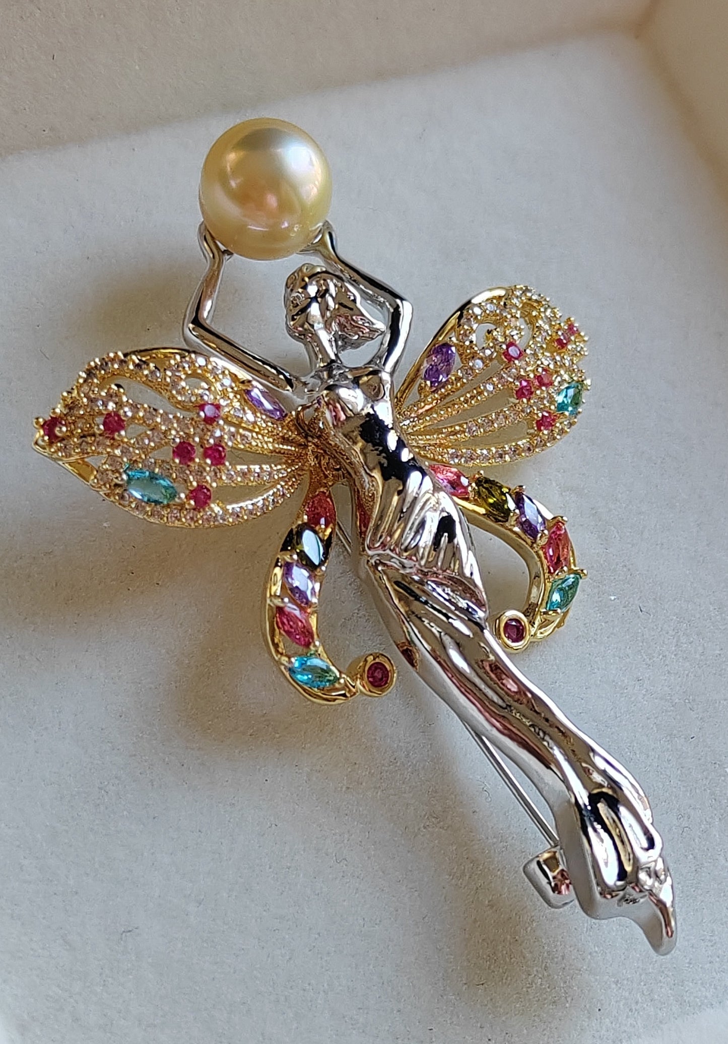 'Forest Fairy' brooch genuine golden south sea pearl 9.6mm