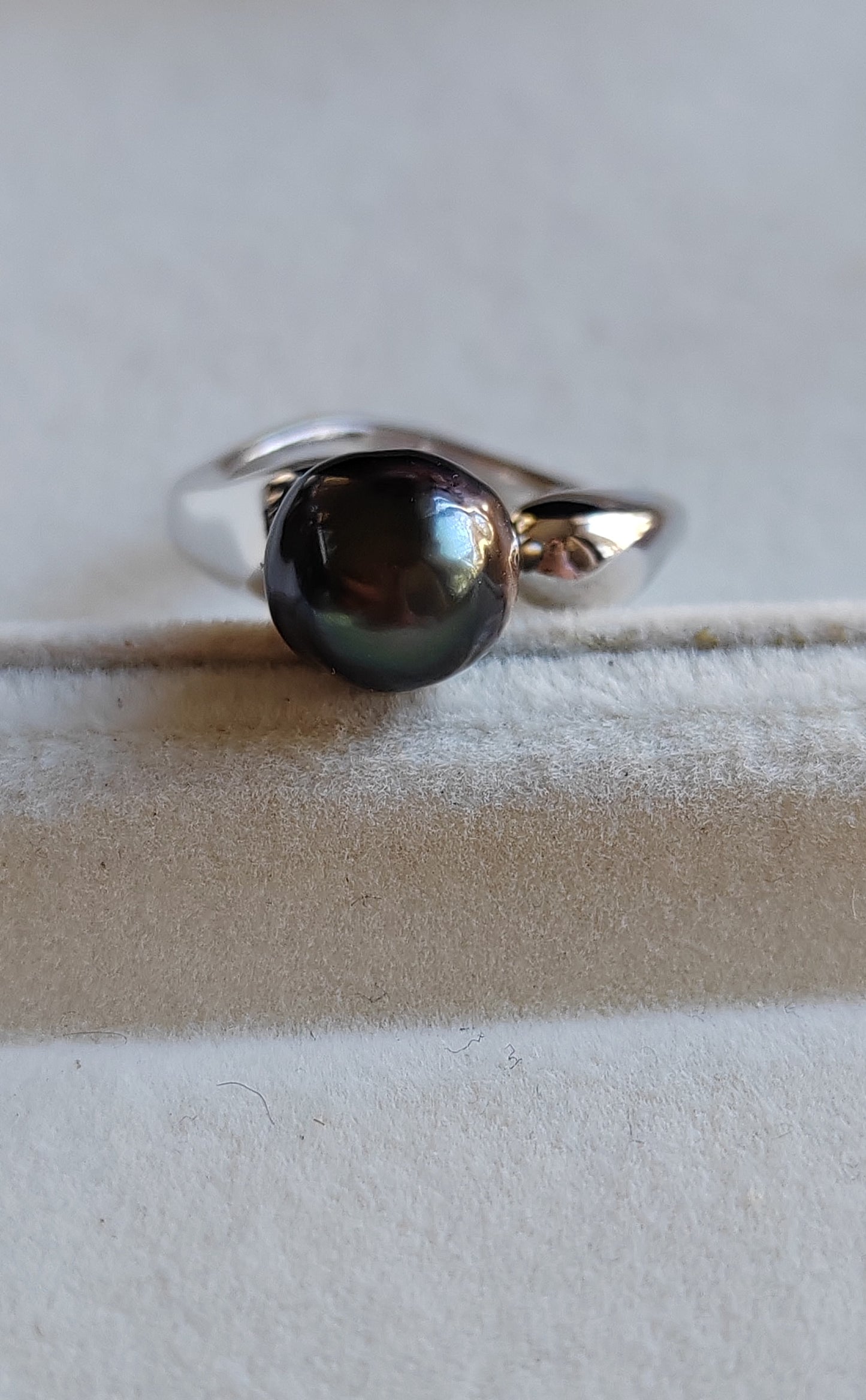 8.9mm Genuine tahitian south sea pearl classic ring