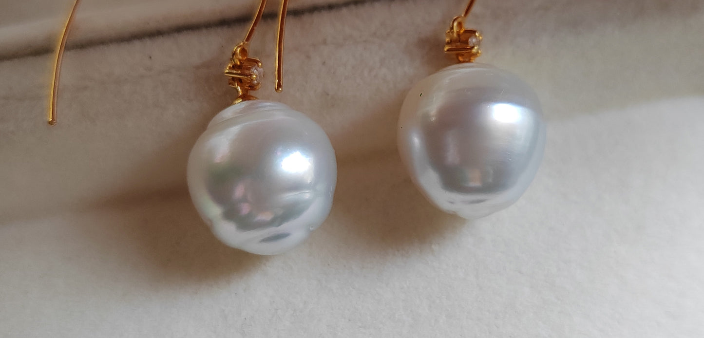 Clearance💖 Dangling baroque earrings genuine south sea white pearls 12.3mm 9k gold