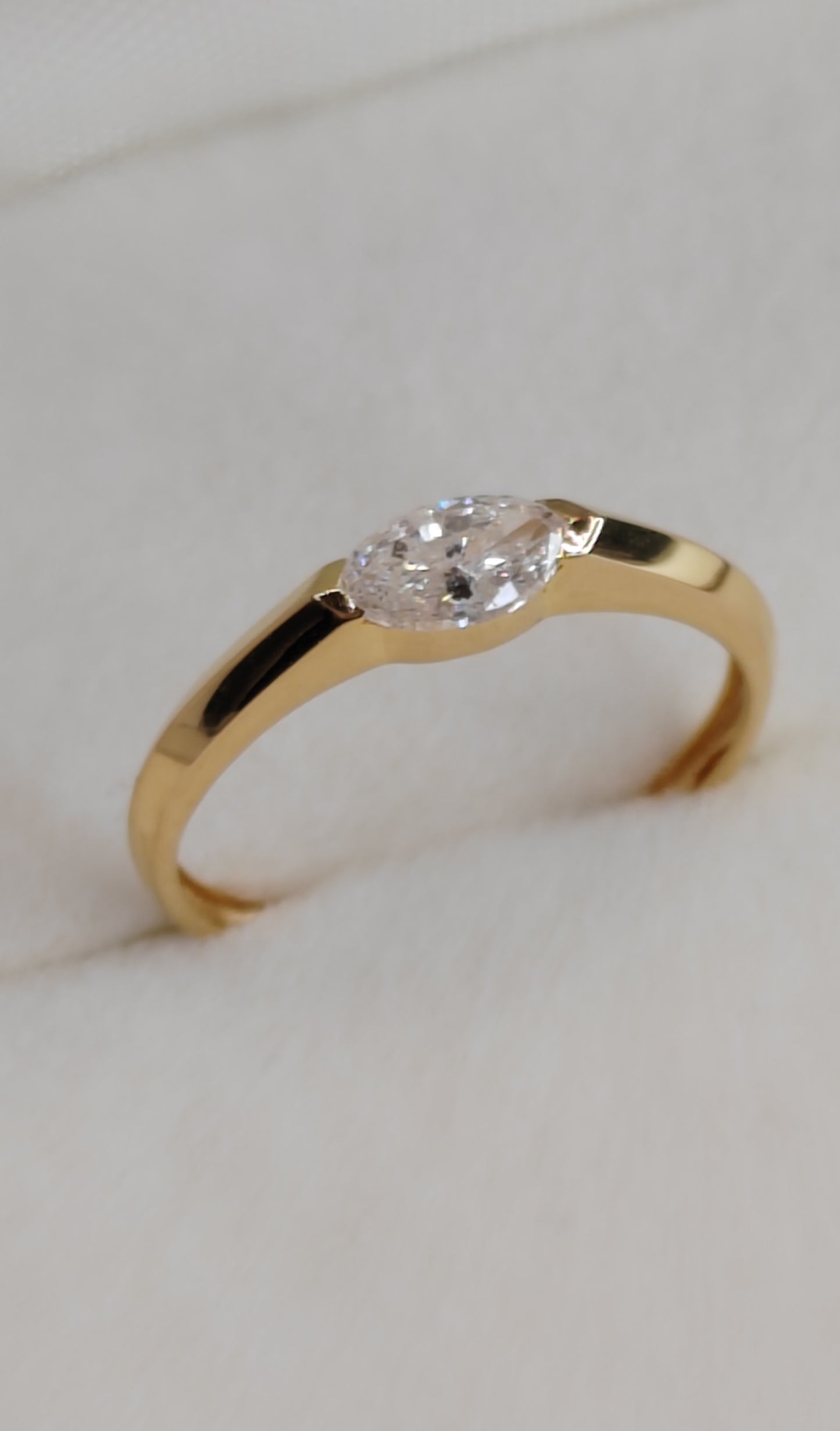 Natural diamond 0.5ct H/SI 18ct gold ring