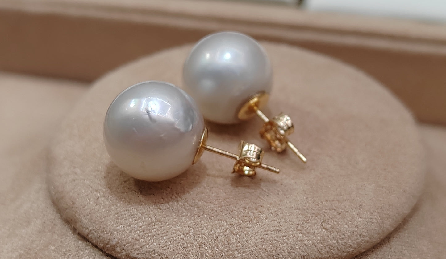 Clearance 12.1mm Genuine south sea white pearls classic 14ct gold earrings