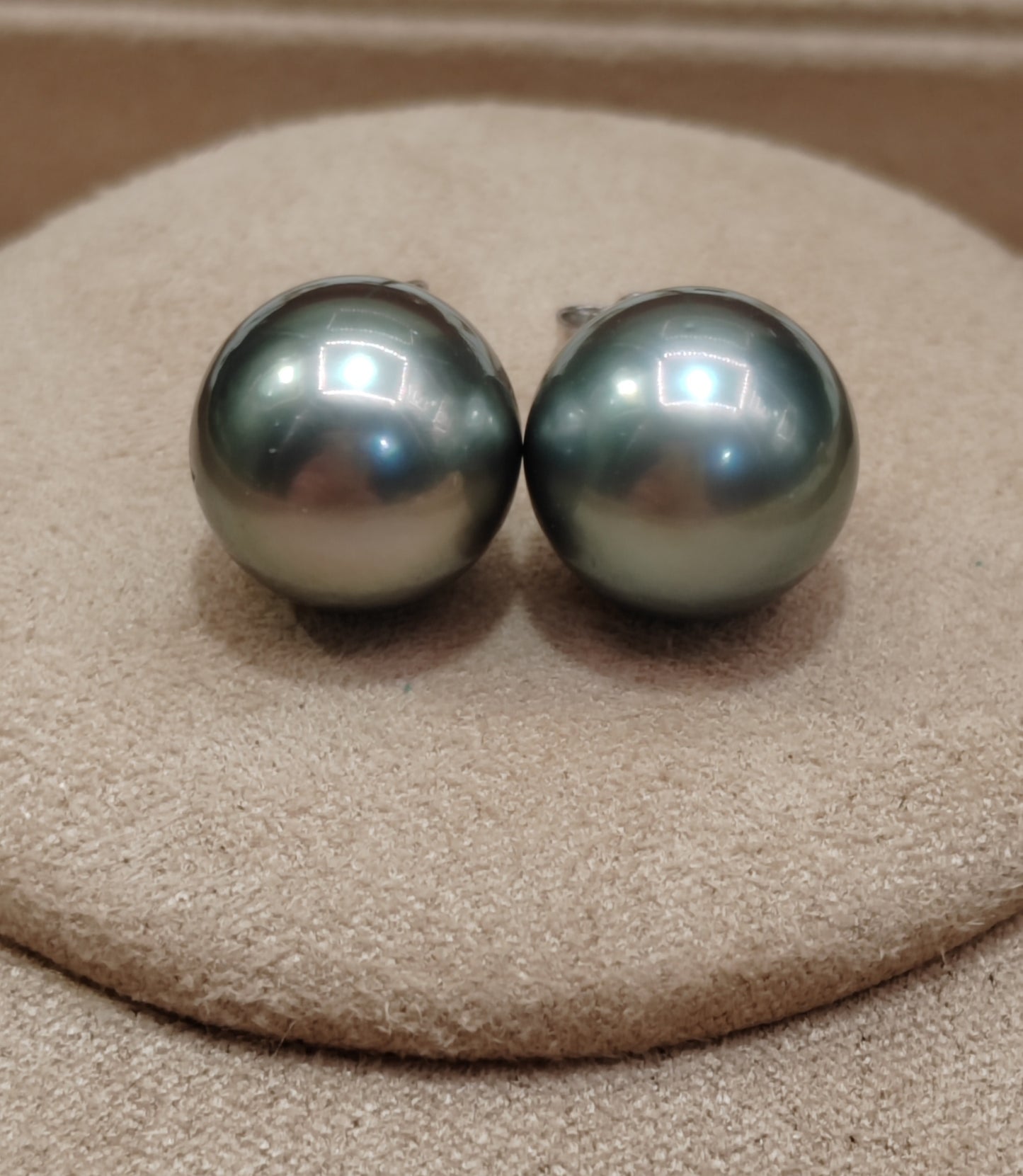 Clearance 11.1mm genuine tahitian south sea pearls classic earrings studs