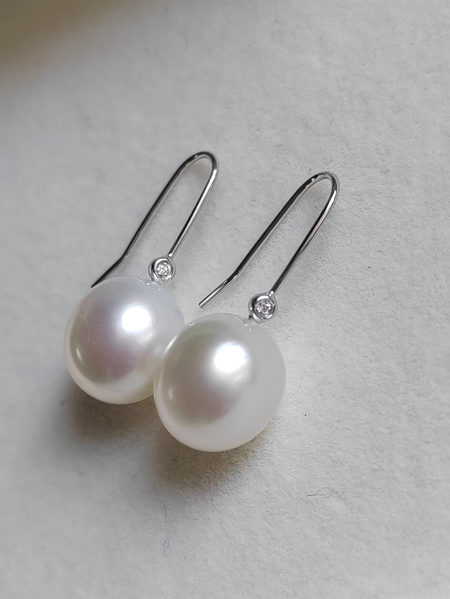 9.3mm Genuine south sea white pearls drop earrings 18ct white gold diamond