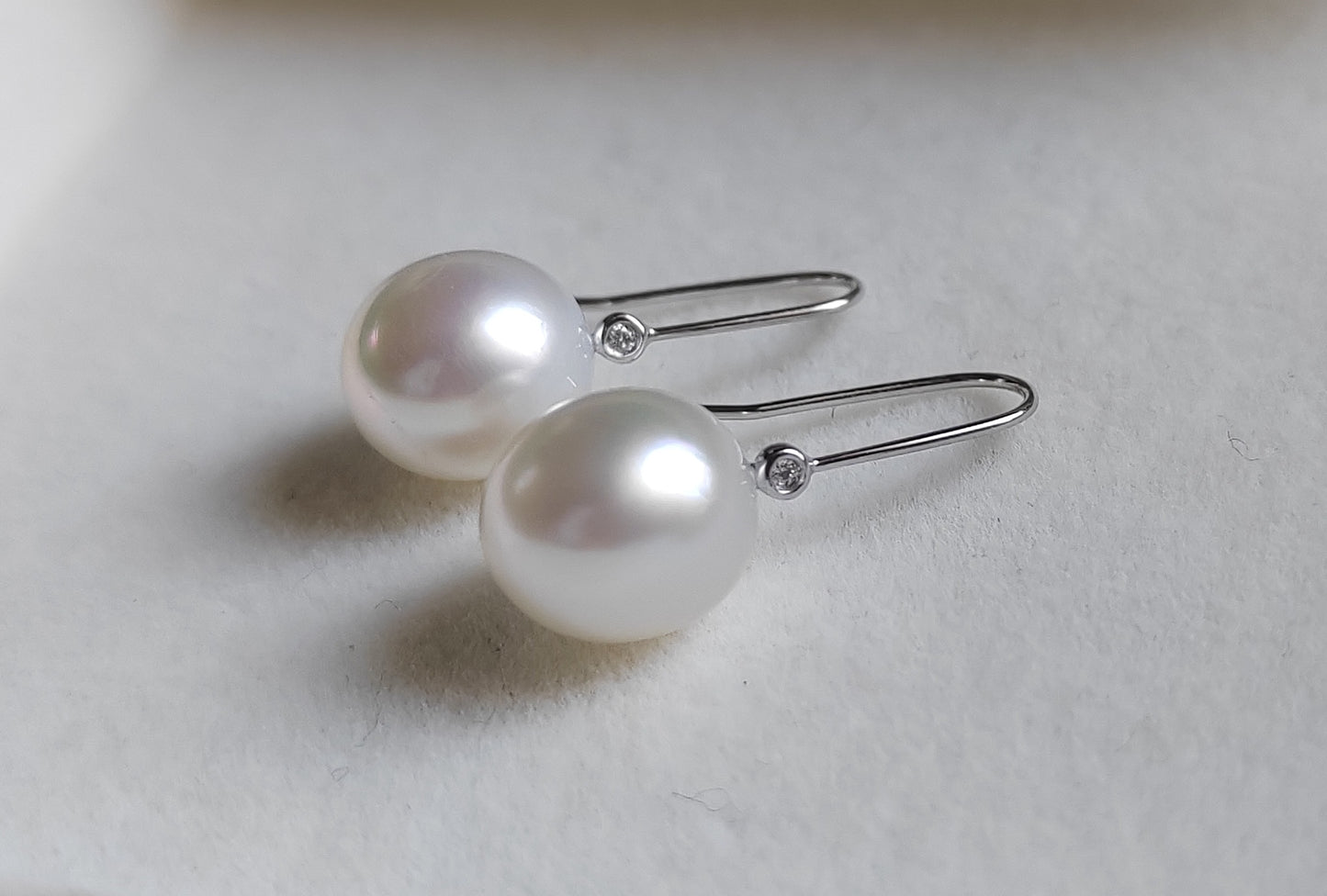 9.3mm Genuine south sea white pearls drop earrings 18ct white gold diamond