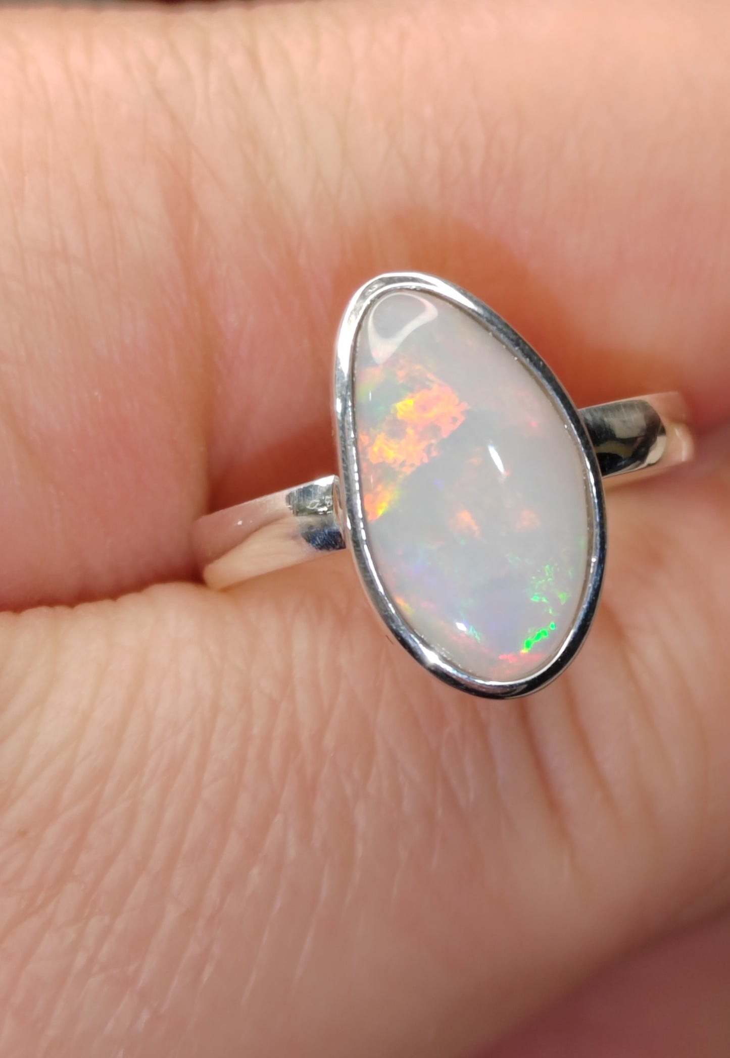 1.88ct Solid Australian Crystal opal sterling Silver cocktail ring size N