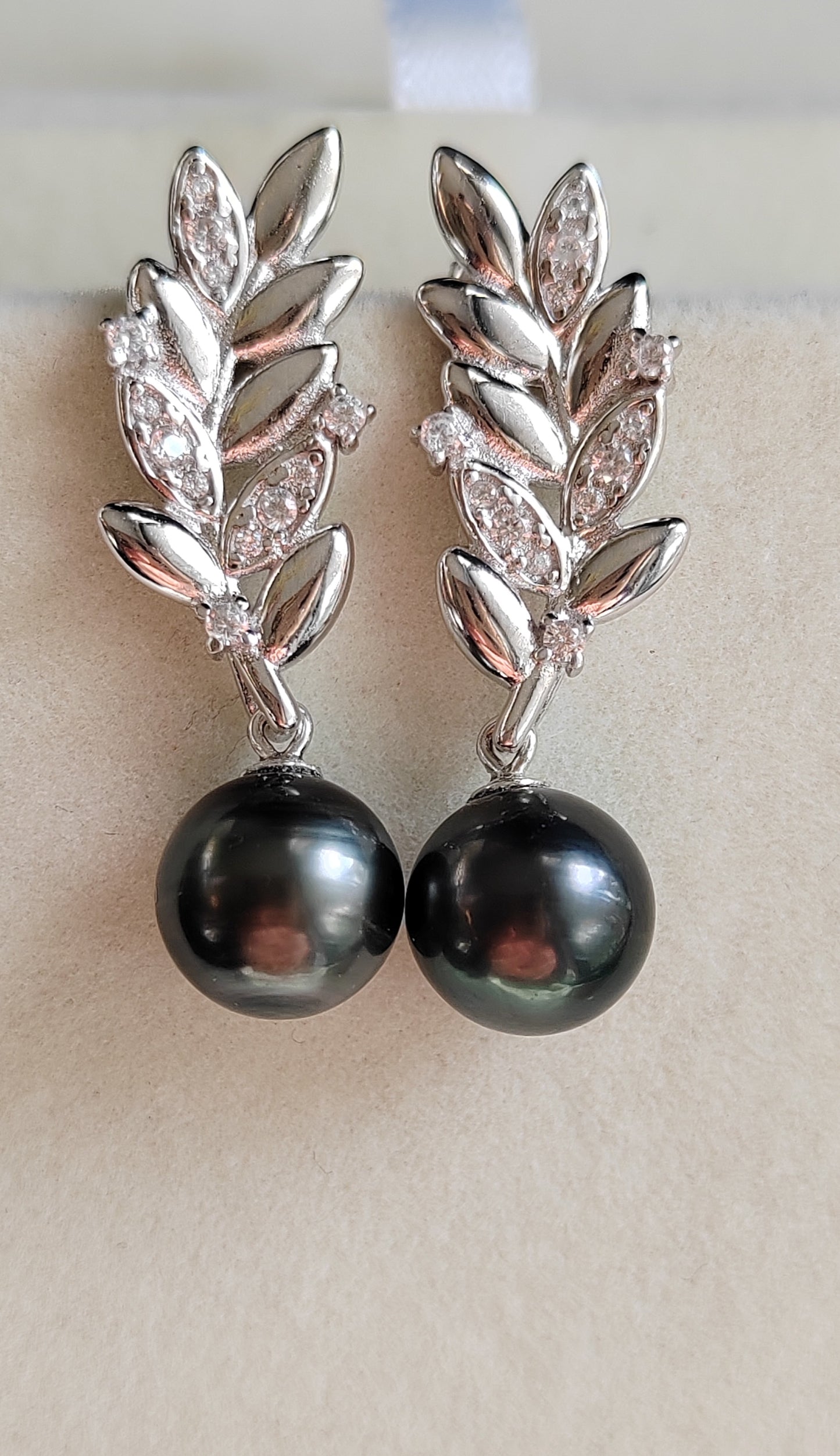 8.8mm Genuine tahitian south sea pearls round two-way earrings sterling silver