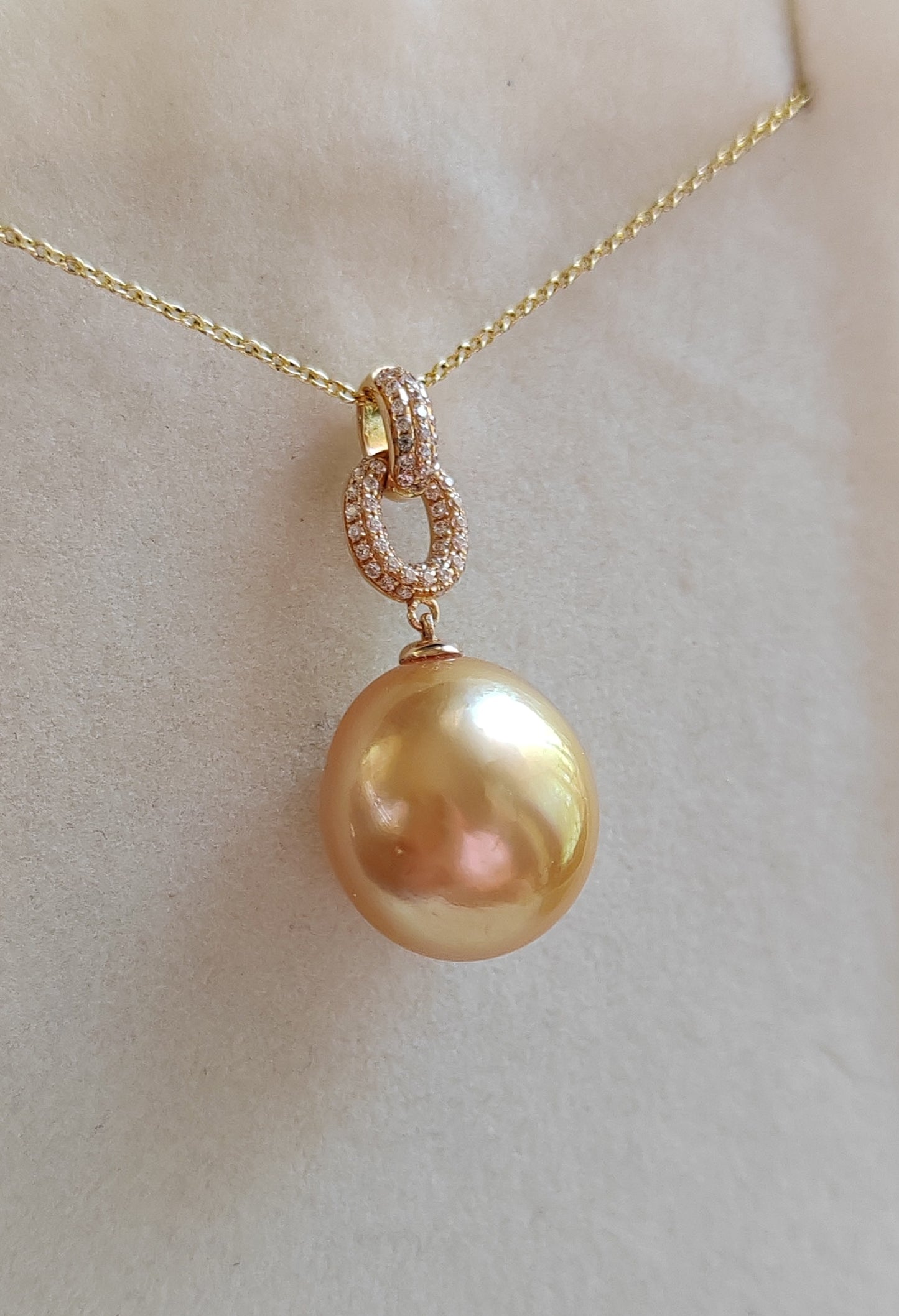 18ct gold pendant genuine golden south sea pearl 13.6x14.5mm