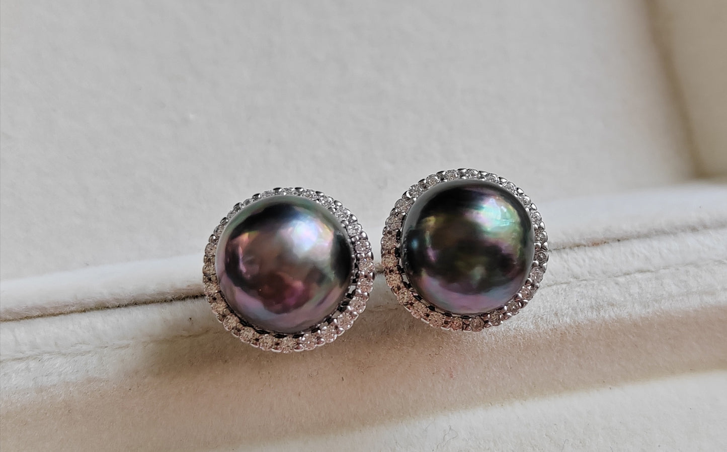 'Water Lily' earrings genuine tahitian south sea pearls 11.6mm