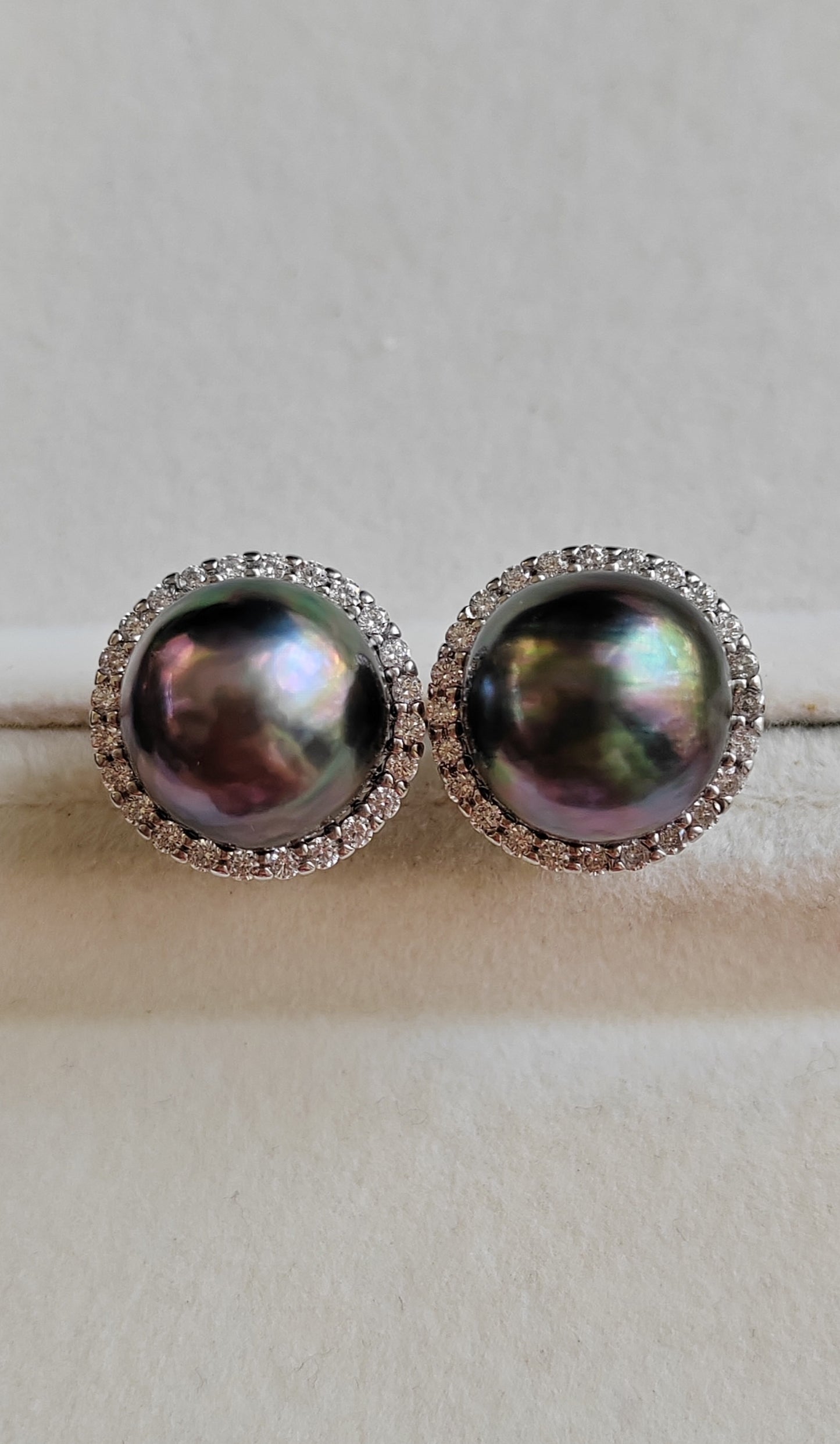 'Water Lily' earrings genuine tahitian south sea pearls 11.6mm