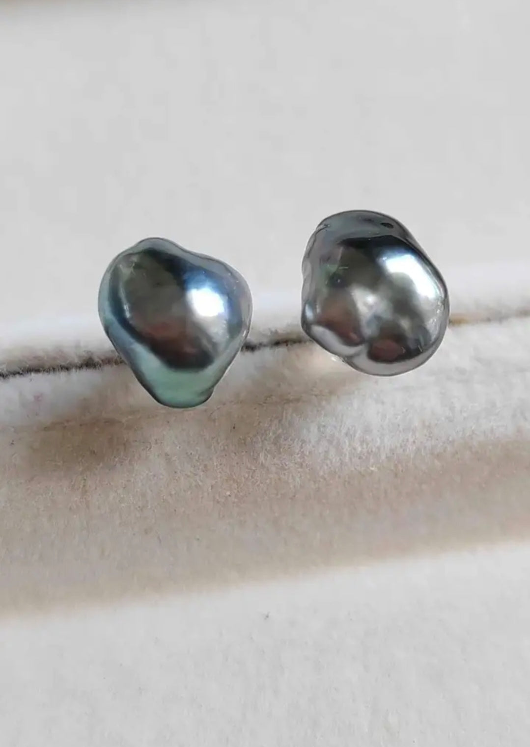 Keshi tahitian south sea pearls 18k gold earrings