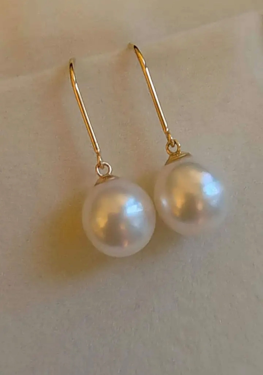 9.1mm Genuine south sea white pearls classic 18k gold dangle earrings