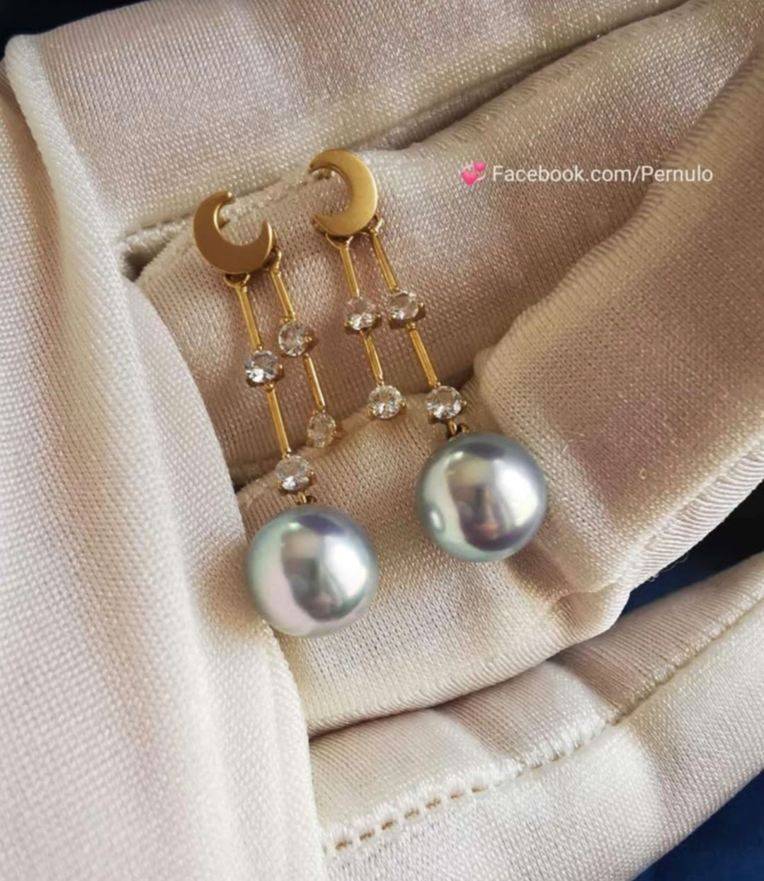 'Blue Moon' earrings 18k gold genuine Japanese akoya pearls 8mm AAAA