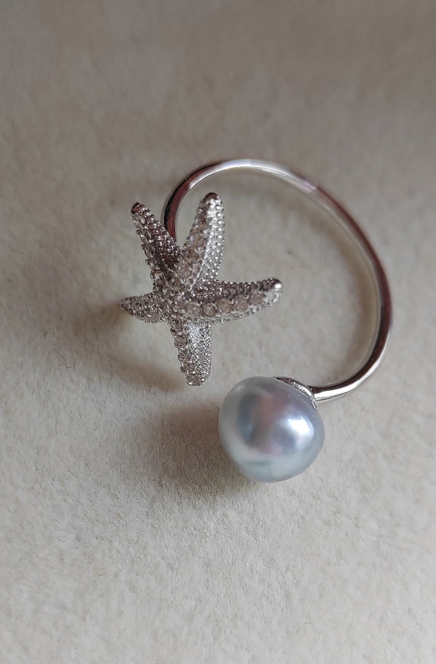 'Little star' ring genuine Keshi south Sea white pearl 6.9x7.4mm