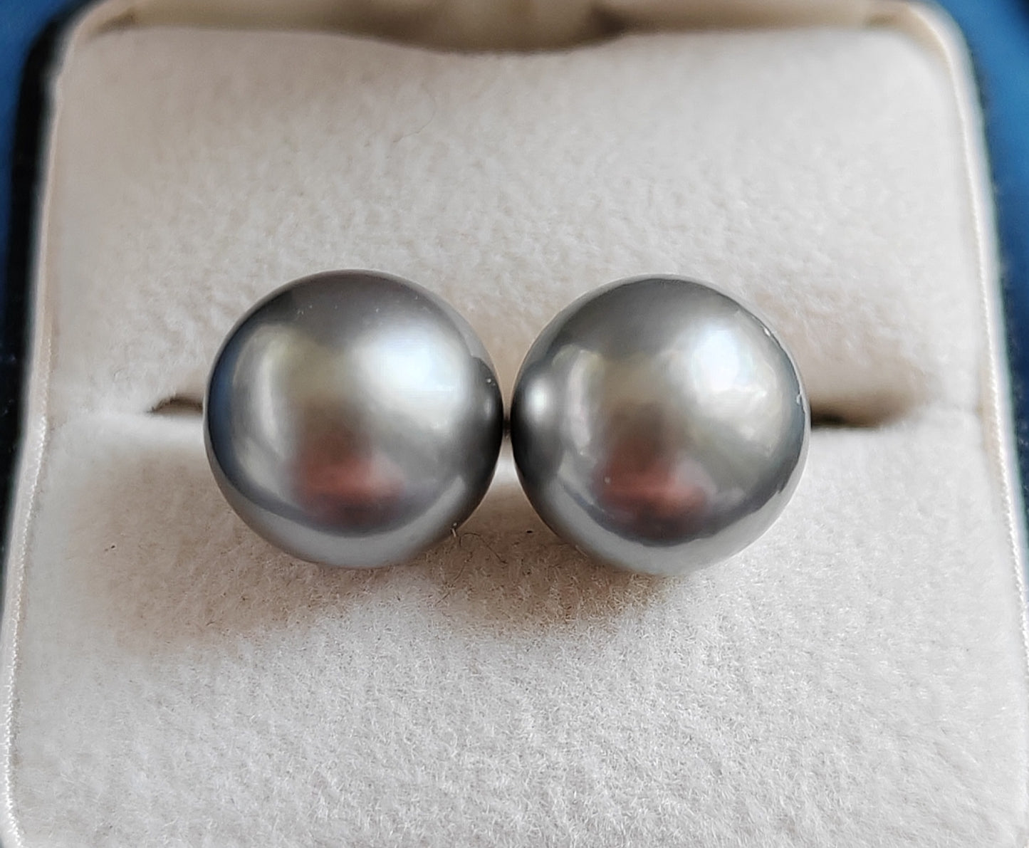 18k gold essential earring studs genuine tahitian south sea pearls 9mm Round