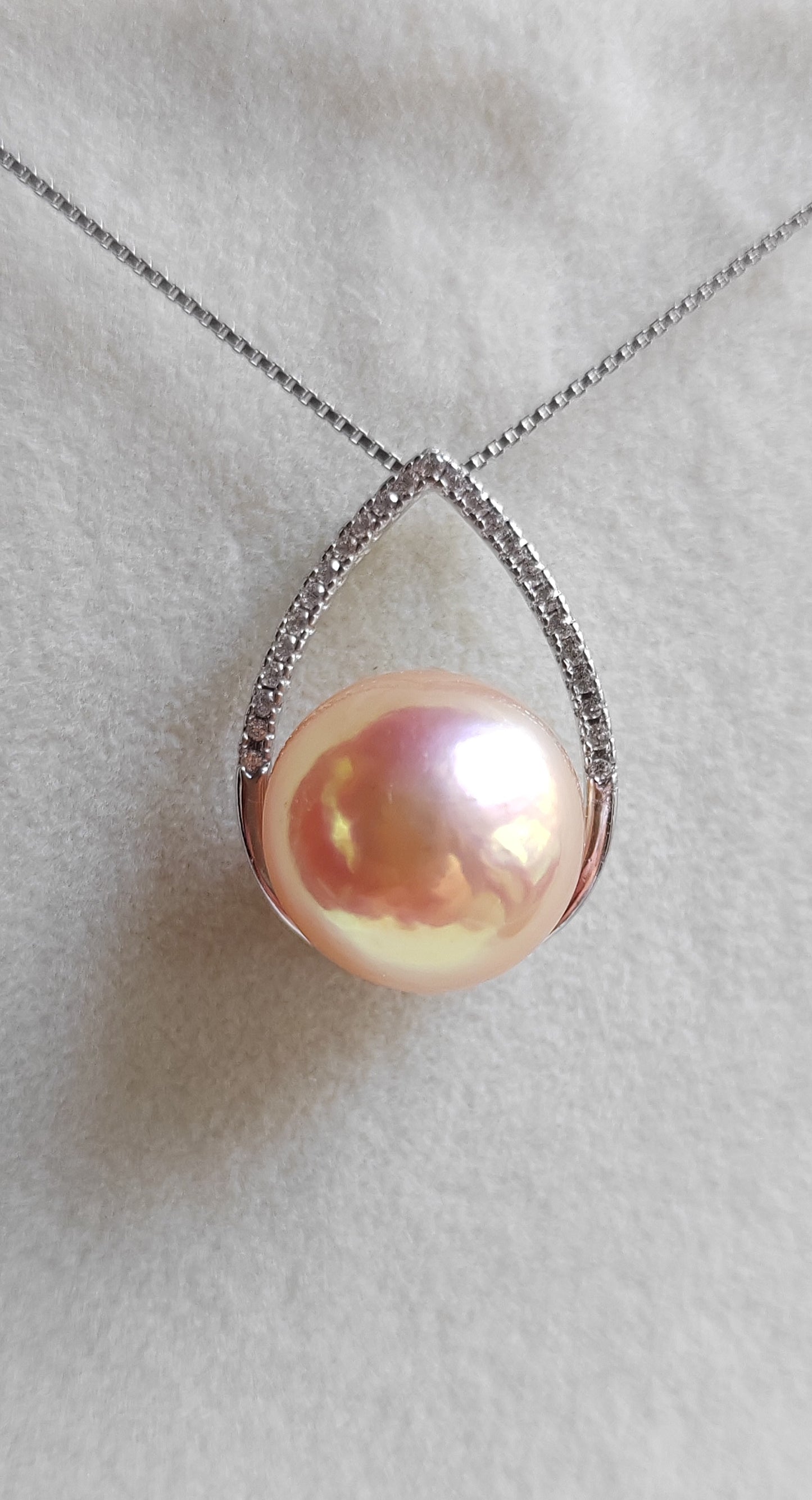 12mm Genuine freshwater pearl classic necklace Peach